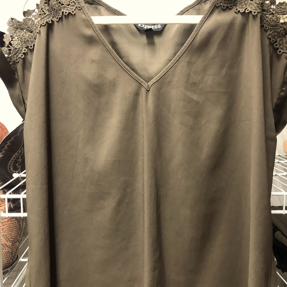 Express silky shirt
